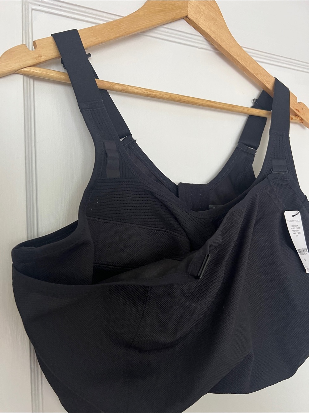 NWT - Understance black sports bra, pulse flexwire - Picture 3 of 5